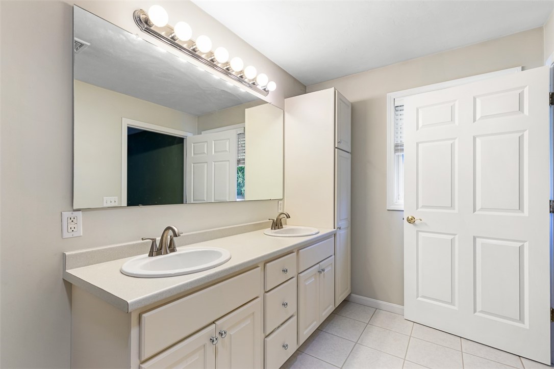 500 Mendon Road, Unit 11 Cumberland, RI 02864 - Photo 44 of 50 Gallery Image 44