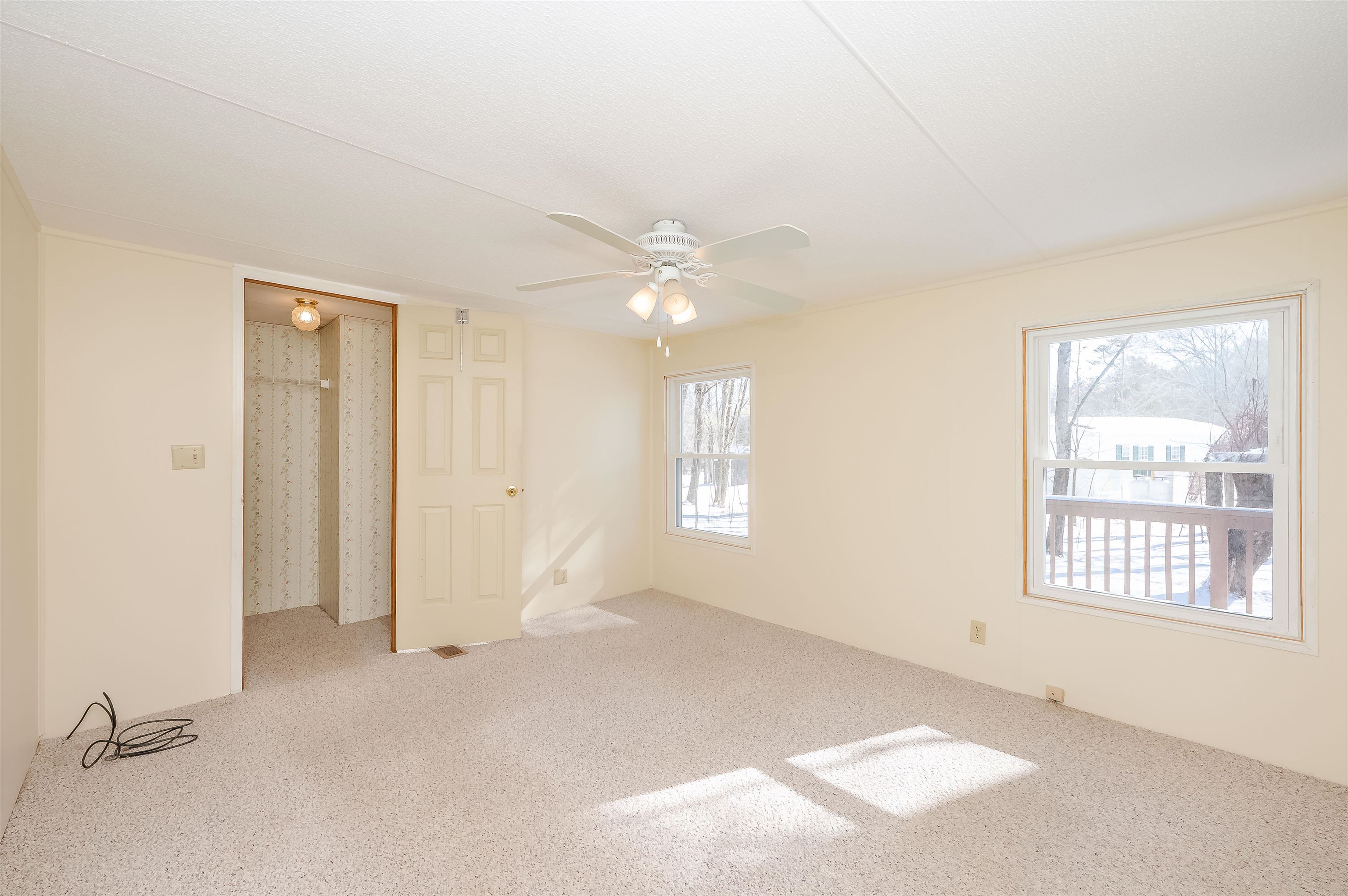 10 York Court Rochester, NH 03868 - Photo 11 of 45