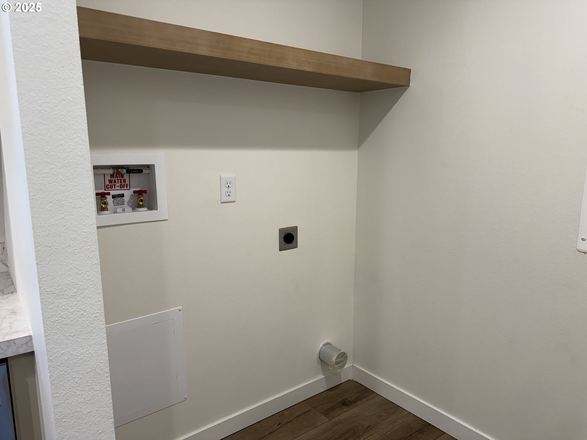 527 West Main Street Goldendale, WA 98620 - Photo 14 of 29 a view of small space