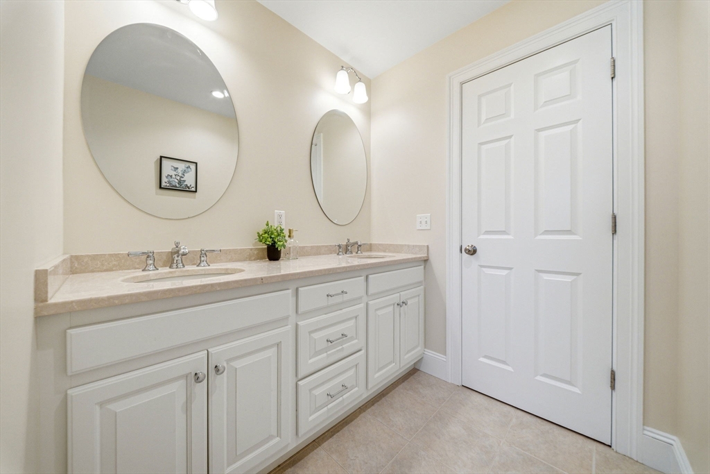 35 Marshall Road Wellesley, MA 02482 - Photo 26 of 42