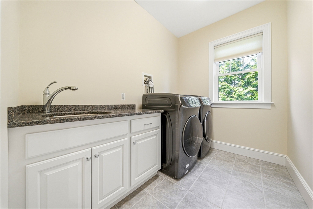 35 Marshall Road Wellesley, MA 02482 - Photo 27 of 42
