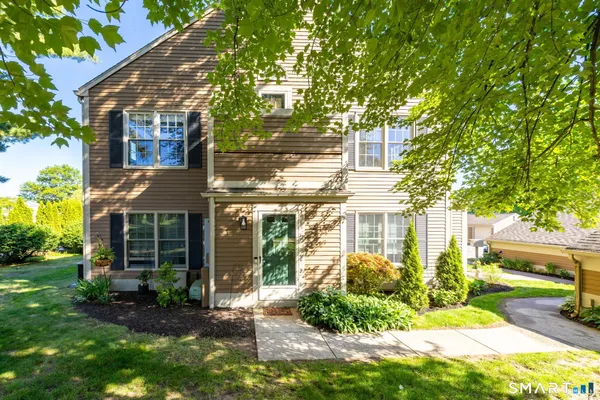 $314,900 | 17 Newberry Lane, Unit 17, Glastonbury, CT 06033