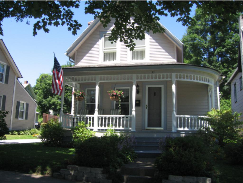 21 Jackson Avenue Rutland, VT 05701 - Photo 1 of 28 Gallery Image 1