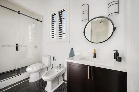 $7,750,000 | 475 Amalfi Avenue, Coral Gables, FL 33146