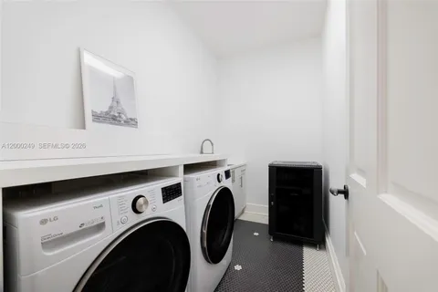 $7,750,000 | 475 Amalfi Avenue, Coral Gables, FL 33146