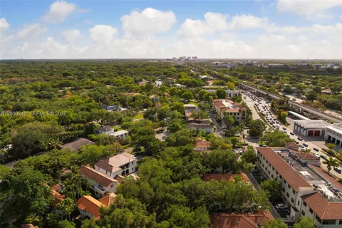 $7,750,000 | 475 Amalfi Avenue, Coral Gables, FL 33146