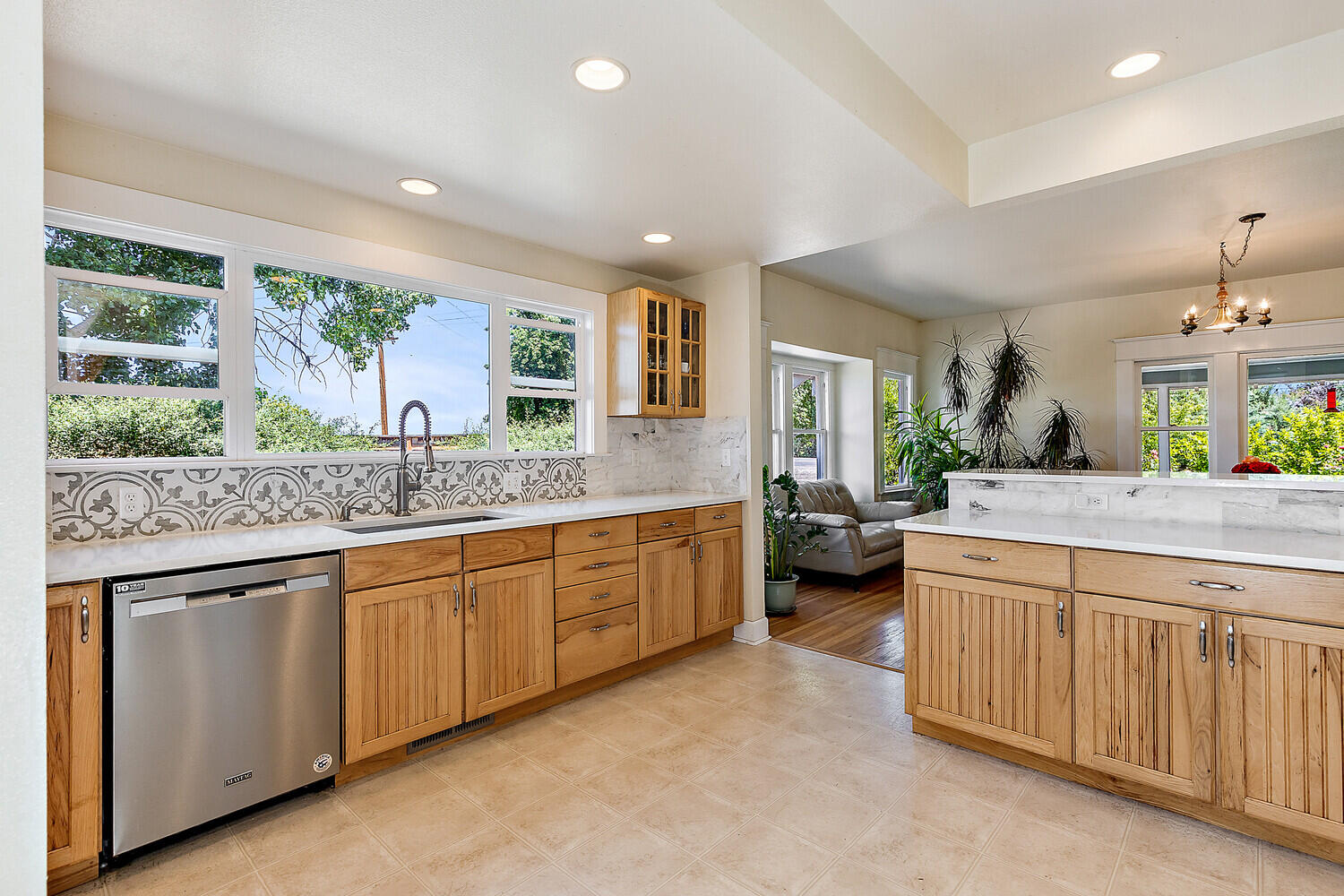 243-245 South Stage Road Medford, OR 97501 - Photo 20 of 83 Gallery Image 20