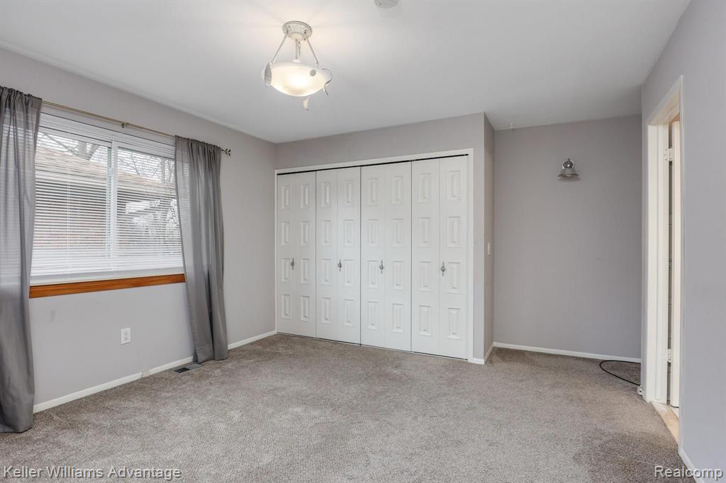 43534 Hanford Road Canton, MI 48187 - Photo 14 of 28