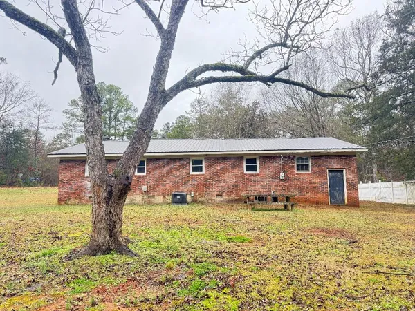 $175,000 | 8 Cedar Lane, Calhoun Falls, SC 29628