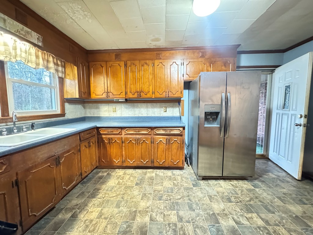 8 Cedar Lane Calhoun Falls, SC 29628 - Photo 8 of 28