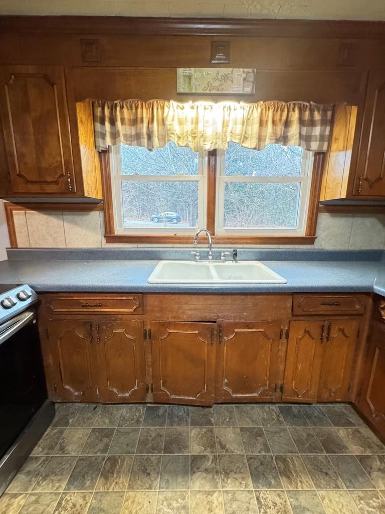 8 Cedar Lane Calhoun Falls, SC 29628 - Photo 10 of 28