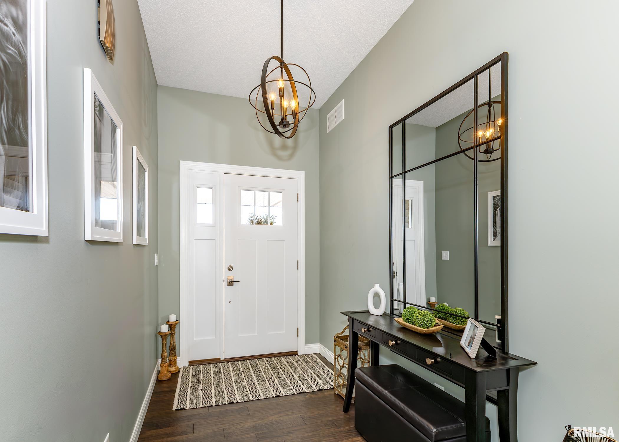 605 Rock Point Road Colona, IL 61241 - Photo 13 of 30 Gallery Image 13