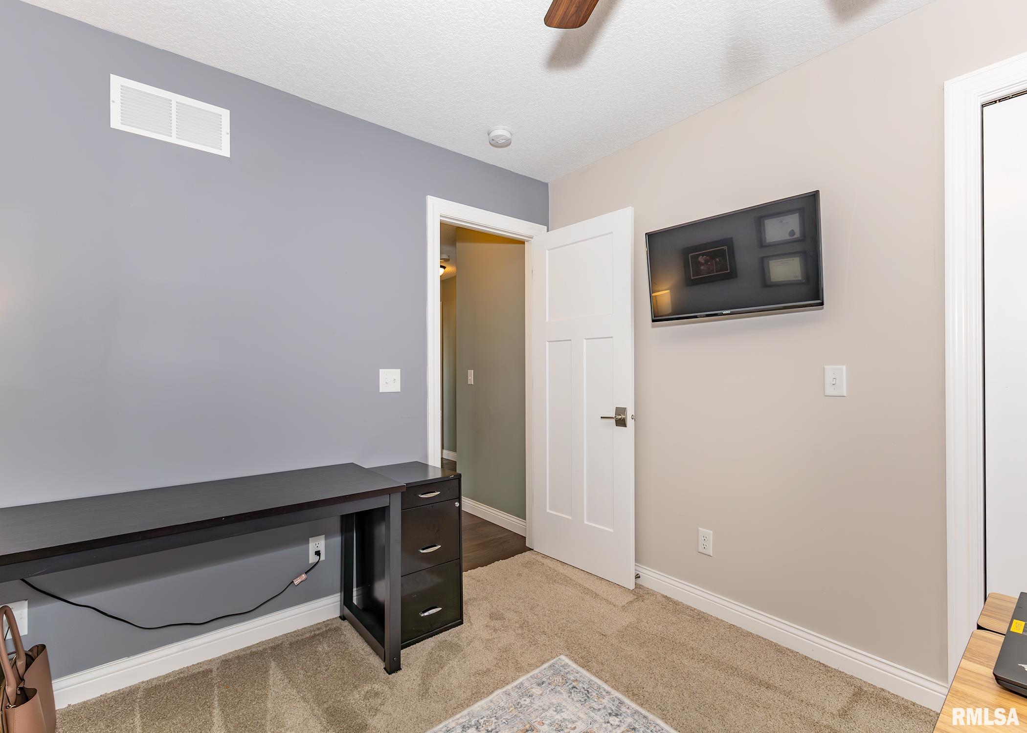 605 Rock Point Road Colona, IL 61241 - Photo 26 of 30 Gallery Image 26
