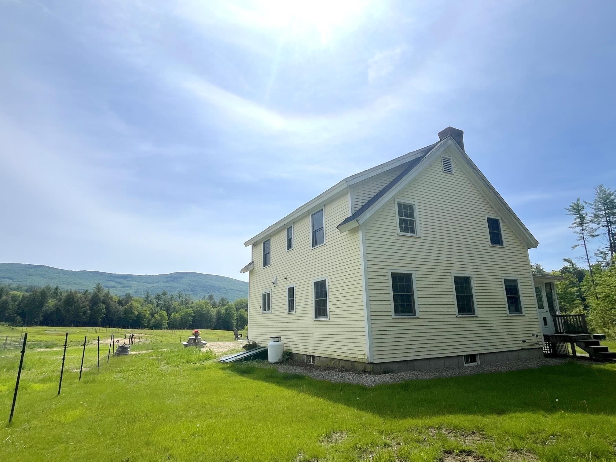 139 Turner Road Wentworth, NH 03282 - Photo 3 of 33