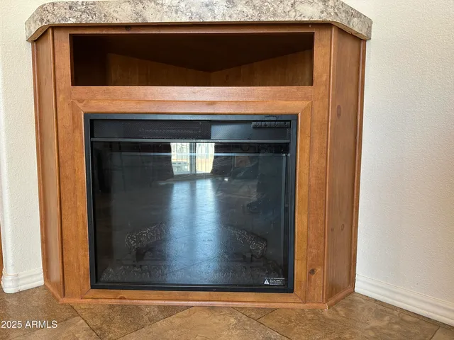 $169,900 | 21245 Westward View Road, Unit 248, Congress, AZ 85332