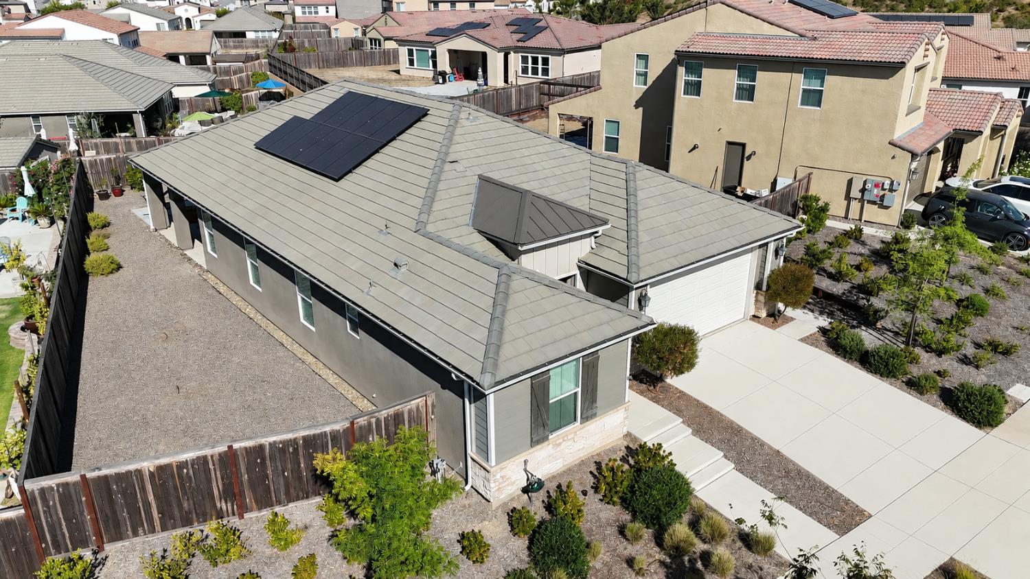 4672 Silverado Road Madera, CA 93636 - Photo 3 of 35