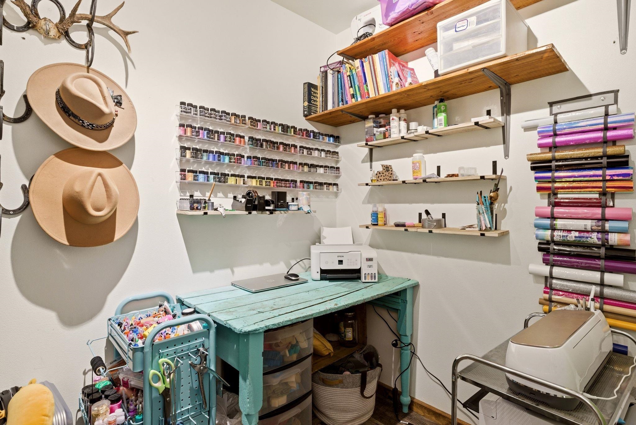 28411 North Short Road Deer Park, WA 99006 - Photo 14 of 33