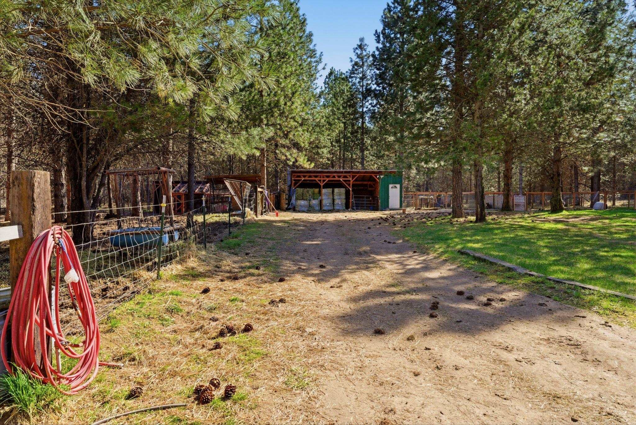 28411 North Short Road Deer Park, WA 99006 - Photo 26 of 33