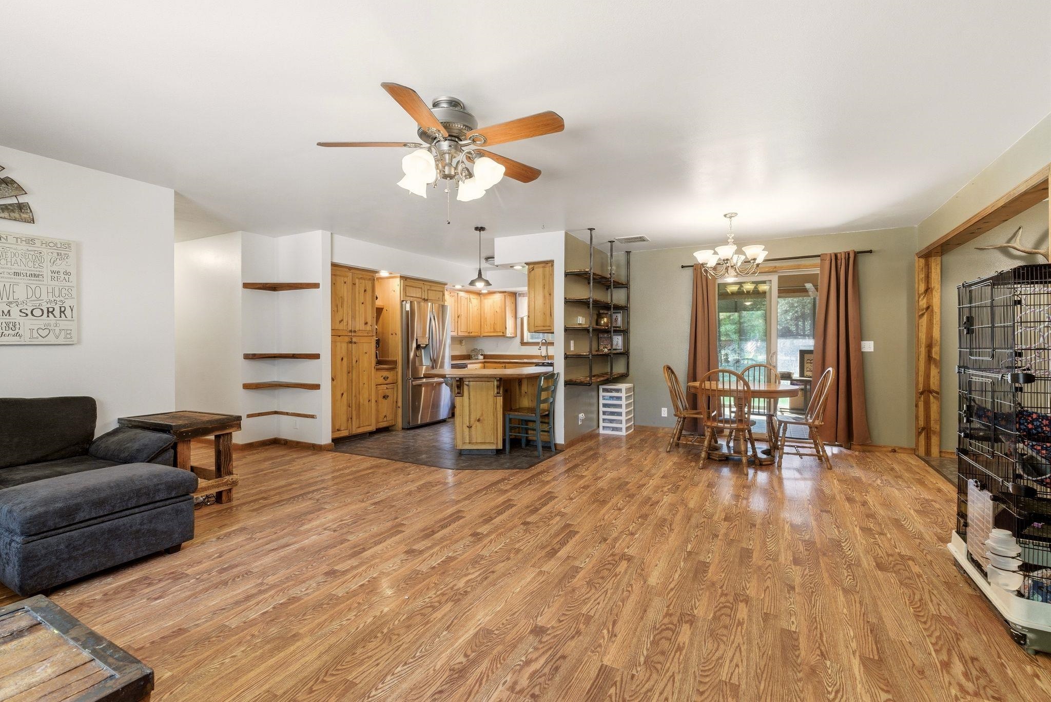 28411 North Short Road Deer Park, WA 99006 - Photo 5 of 33