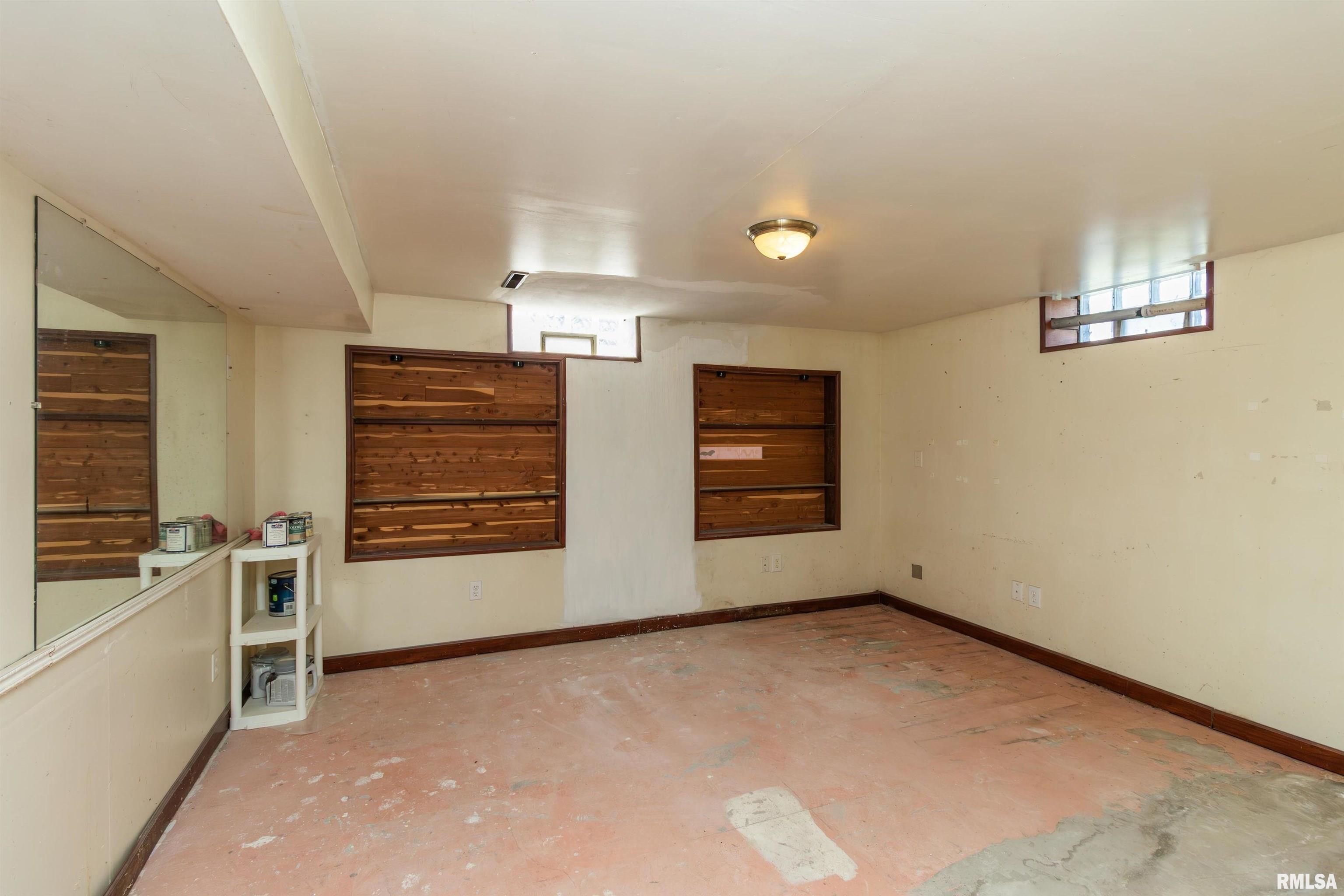 13658 North Manito Road Manito, IL 61546 - Photo 19 of 27 Gallery Image 19