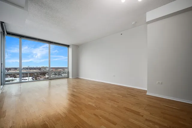 $3,150 | 9655 Woods Drive, Unit 1809, Skokie, IL 60077