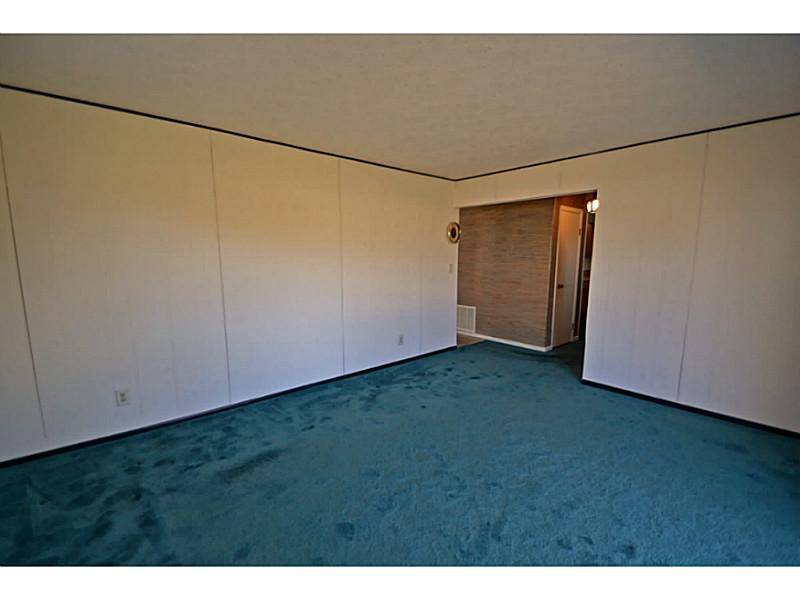 6450 Smith Road Indianapolis, IN 46236 - Photo 8 of 19 Gallery Image 8