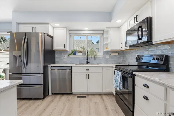 $475,000 | 6937 East Briarwood Drive, Centennial, CO 80112