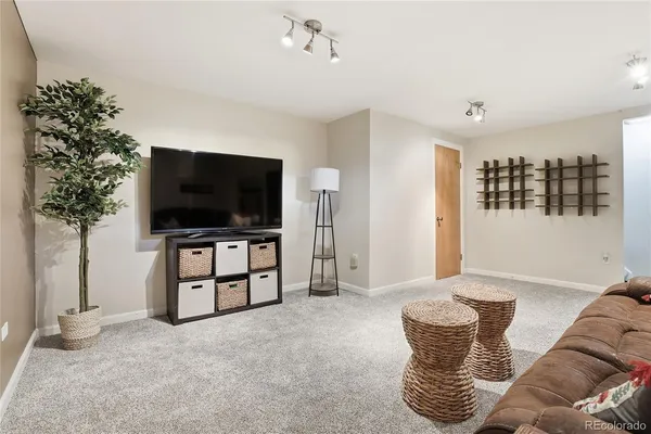 $475,000 | 6937 East Briarwood Drive, Centennial, CO 80112