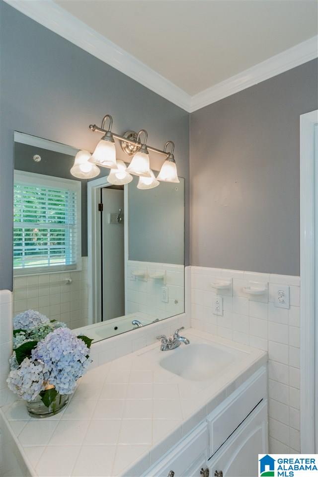 3789 Crestbrook Road Mountain Brook, AL 35223 - Photo 22 of 45