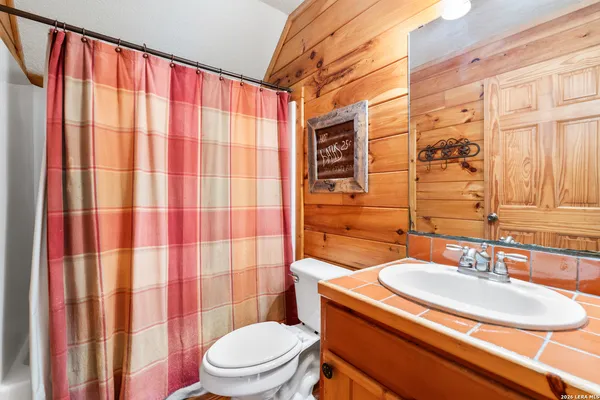 $559,000 | 128 Mountain Laurel Lane, Concan, TX 78838