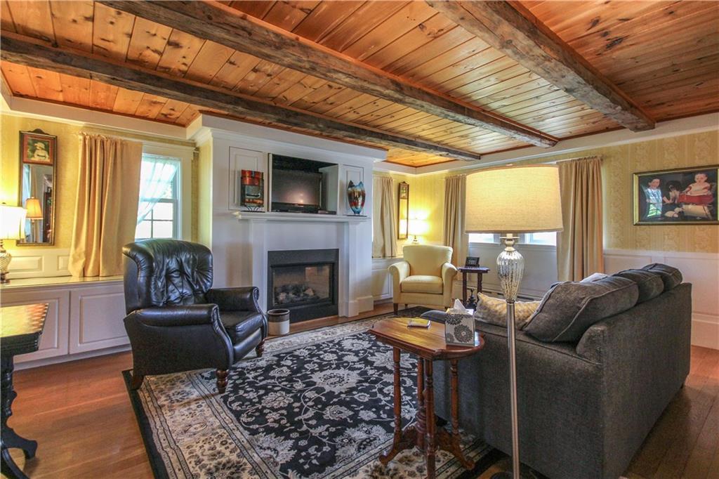 10 Wadlin Road Biddeford, ME 04005 - Photo 15 of 35 Look at this detail! Wainscoting,...
