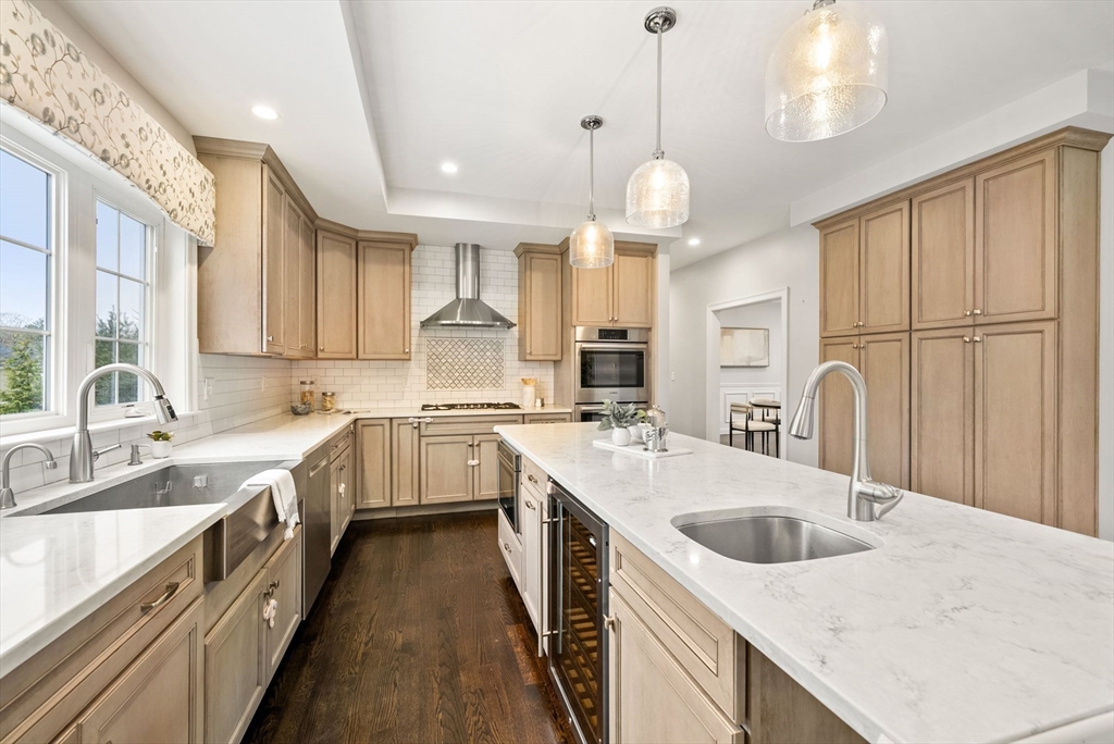 45 Saddleback Lane Canton, MA 02021 - Photo 3 of 42