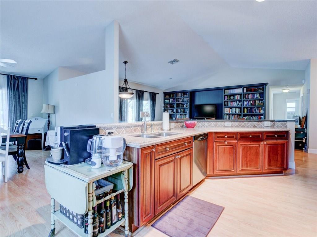 7517 Texas Trail Boca Raton, FL 33487 - Photo 12 of 32 Photo 13