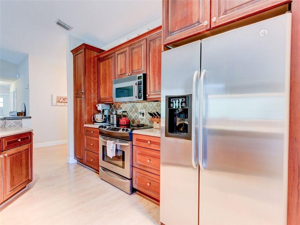 7517 Texas Trail Boca Raton, FL 33487 - Photo 4 of 32 Photo 4