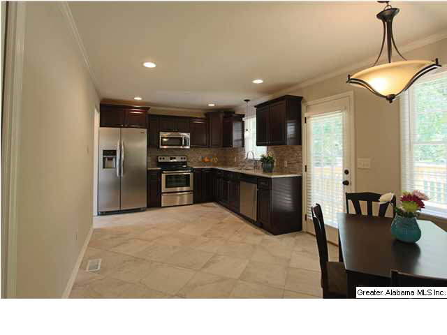 1417 Heather Lane Alabaster, AL 35007 - Photo 8 of 32