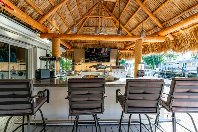 $2,200,000 | 851 Southeast 5th Avenue, Pompano Beach, FL 33060