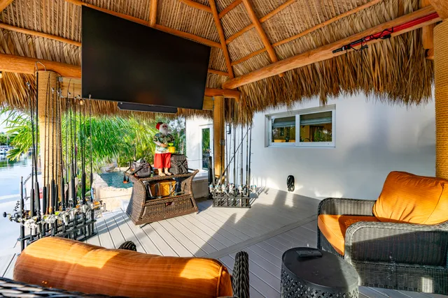 $2,200,000 | 851 Southeast 5th Avenue, Pompano Beach, FL 33060