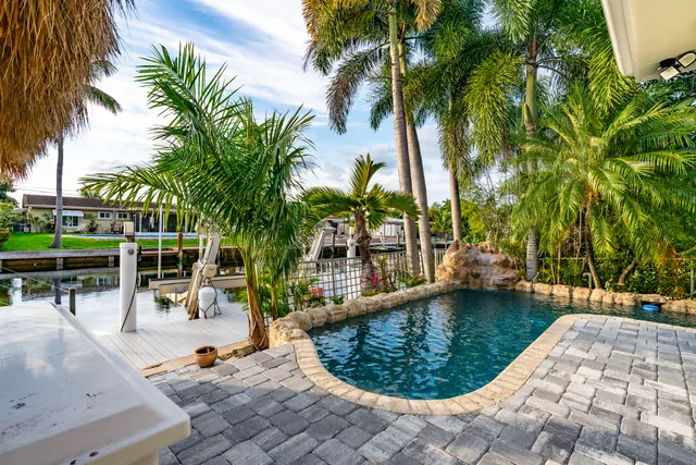 $2,200,000 | 851 Southeast 5th Avenue, Pompano Beach, FL 33060