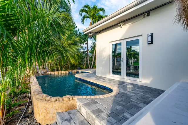 $2,200,000 | 851 Southeast 5th Avenue, Pompano Beach, FL 33060