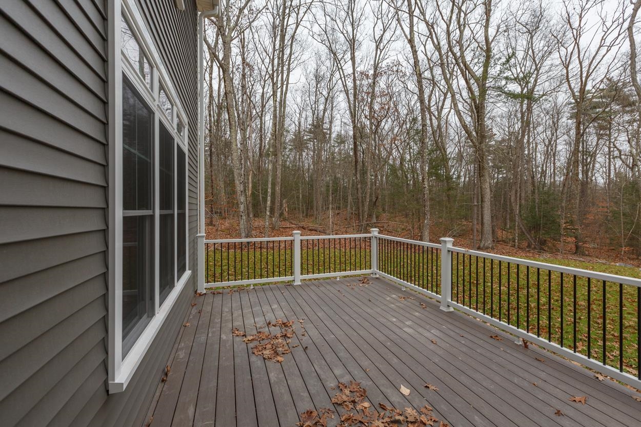 76 Lane Road Raymond, NH 03077 - Photo 17 of 29 Gallery Image 17