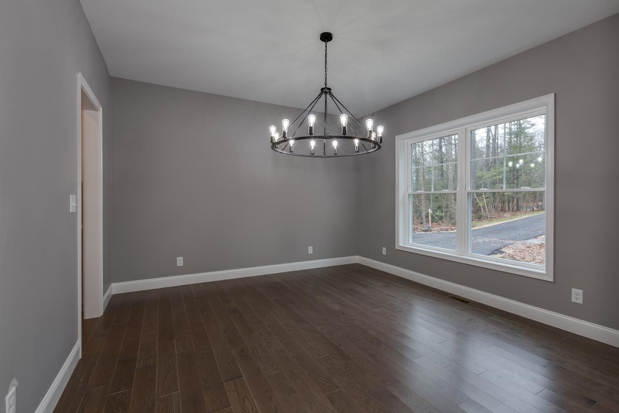 76 Lane Road Raymond, NH 03077 - Photo 4 of 29 Gallery Image 4