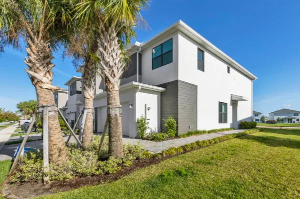 $2,800 | 14075 Southwest Thorens Drive, Port St. Lucie, FL 34987