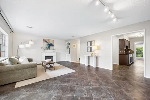 $285,000 | 14536 Misty Meadow Lane, Houston, TX 77079