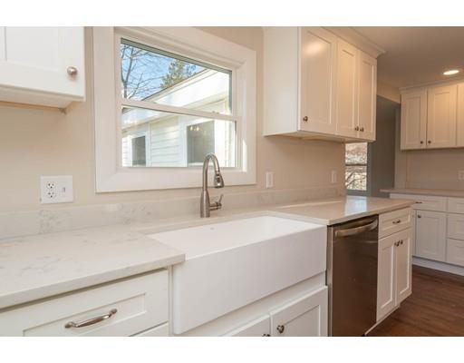 8 Charlotte Road Ipswich, MA 01938 - Photo 9 of 30