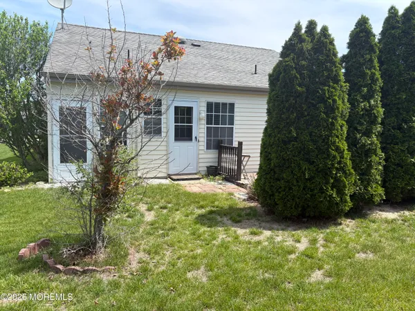 $2,250 | 21 Newbury Row, Manchester Township, NJ 08759