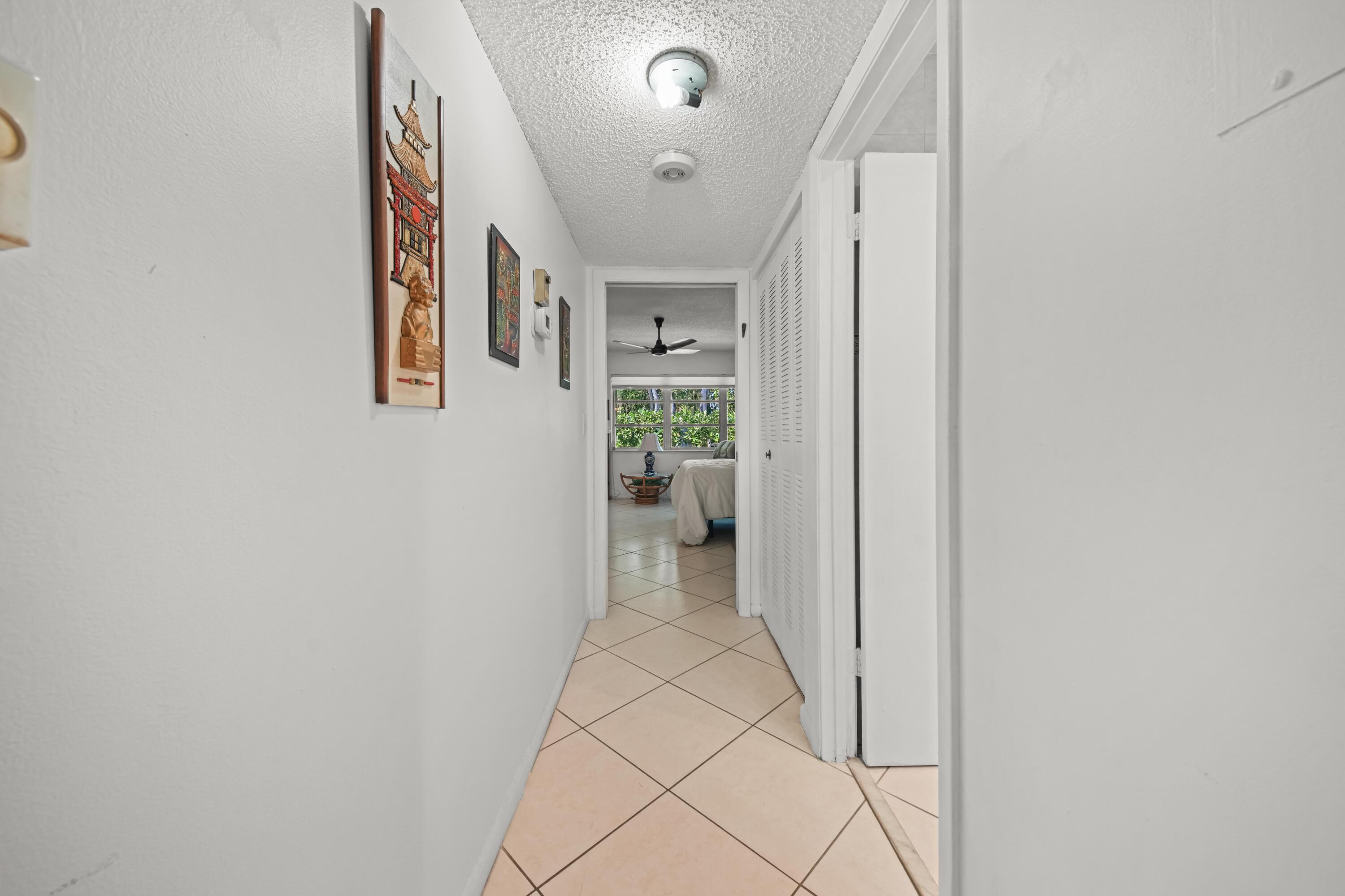 4875 Northwest 3rd Court, Unit C Delray Beach, FL 33445 - Photo 11 of 21 hallway