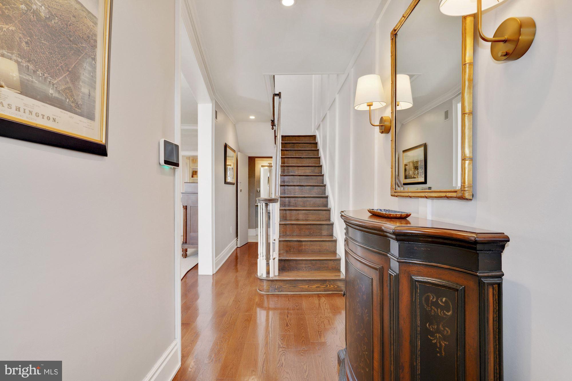 400 G Street Southeast Washington, DC 20003 - Photo 7 of 56 New gleaming 5" oak hardwood flooring