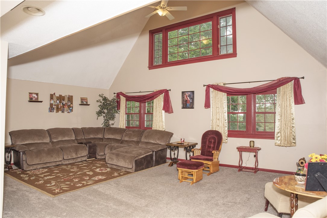 38 Wood Road Lincoln, RI 02865 - Photo 13 of 38