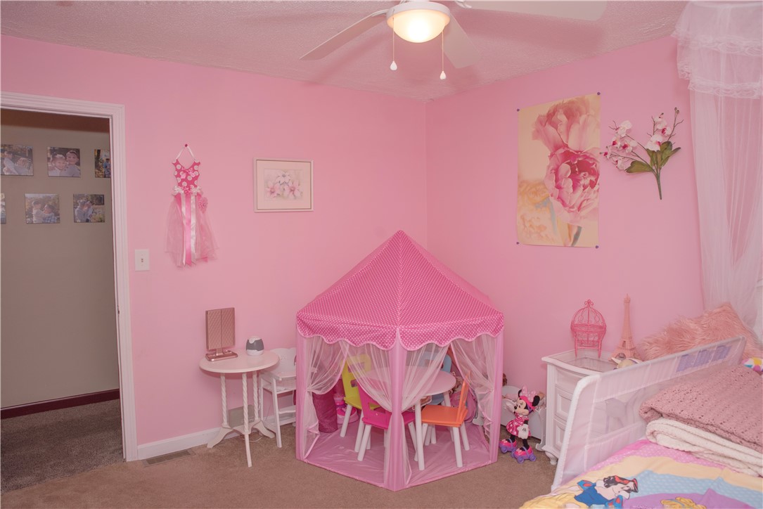 38 Wood Road Lincoln, RI 02865 - Photo 17 of 38