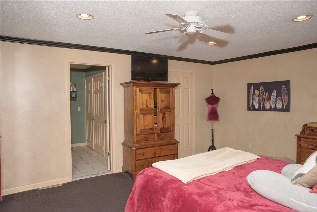 38 Wood Road Lincoln, RI 02865 - Photo 24 of 38